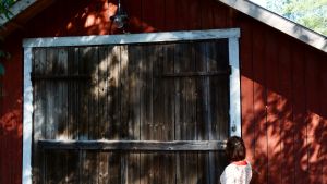 Anne Osmala öppnar dörrarna till sitt och mannens eget escape room. Stall