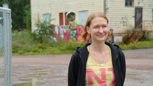 Mikander satte igång fadderverksamheten för bin i början av juli. Carolina Mikander