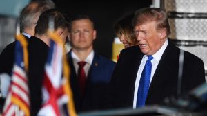 Det amerikanska intresset av att försvara Finland beror på vilka politiska vindar som blåser i Washington då det gäller och vilka resurser amerikanerna har att sätta in i Europa. Presidentti Donald Trump.