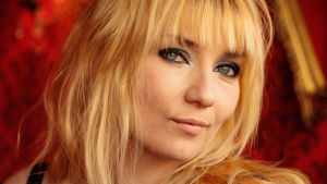 Kirjailija Laura Gustafsson