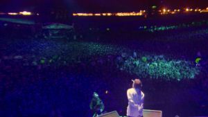 4 % av Storbritanniens befolkning ville ha biljetter till Knebwoth konserterna. Oasis uppträder på Knebworth Park 1996