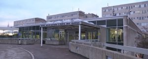 Jorvin sairaalan sisäänkäynti Espoossa.