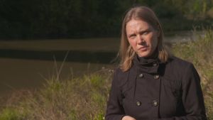 Anne Antman miljövårdschef på Natur och Miljö anser att fosforanvändningen borde regleras även för dem som inte är med i miljöersättningssystemet. Anne Antman är miljövårdschef på organisationen Natur och miljö.
