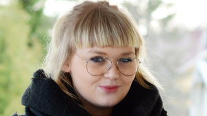 Lotta Storbacka från Vasa. Lotta Storbacka är en av Vegas sommarpratare 2015. Hon blev vald av lyssnarna