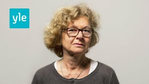 Svenska Yles politiska reporter Anne Suominen. Anne Suominen arbetar för Svenska Yle Nyheter.