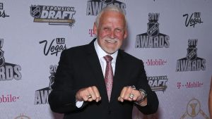 Bernie Parent på röda mattan i Las Vegas 2017. Bernie Parent på röda mattan i Las Vegas 2017.