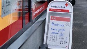 Röda korsets hjälpkontor i Kuopio Röda korsets kriscentral, fasad mot gatan i Kuopio.