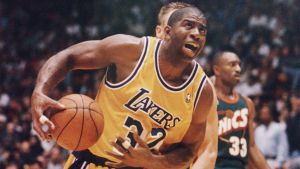 Magic Johnson vann fem mästerskap med Lakers åren 1980–1988. Magic Johnson lämnar Lakers.