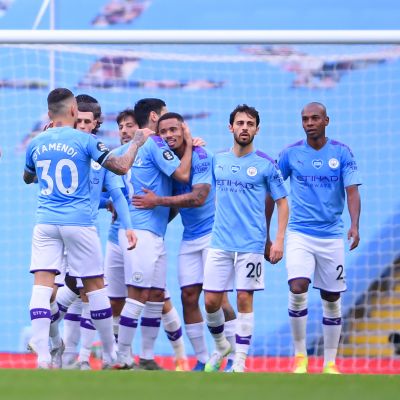Manchester City juhlii Gabriel Jesusin onnistumista.