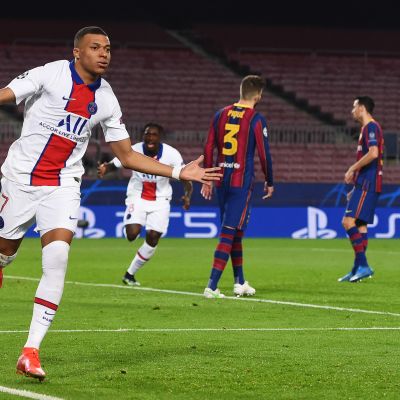 PSG:n Kylian Mbappe piti Barcelonaa varpaillaan
