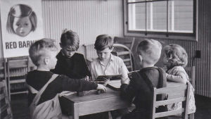 Tanskalainen hyväntekeväisyysjärjestö aittoi sodasta kärsineitä lapsia.