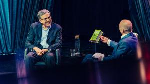 Orhan Pamuk ja Heikki Aittokoski Helsinki Lit -keskustelussa