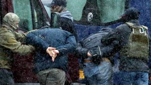 Två män grips av myndigheterna under en demonstration i Minsk 29.11.2020 Två män grips av myndigheterna under en demonstration i Minsk 29.11.2020