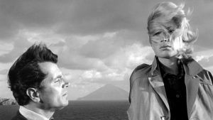 Seikkailu: Gabriele Ferzetti ja Monica Vitti Gabriele Ferzetti ja Monica Vitti elokuvassa Seikkailu