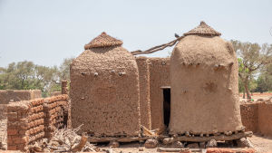 Ruokasiiloja Burkina Fasossa Viljansäilytyssiiloja Burkina Fasossa