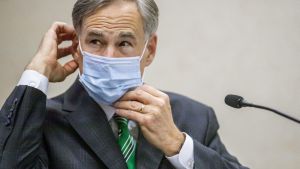 Guvernör Greg Abbott uppger att det nu är dags att häva masktvånget i Texas Texas guvernör Greg Abbott