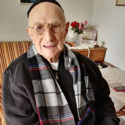 Världens äldsta man Yisrael Kristal fotograferad den 22 januari 2016