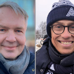 Pekka Haavisto ja Alexander Stubb seisovat ulkona ja katsovat kameraan. Stubbin pipossa lukee A. Kuva on muodostettu yhdistämällä kaksi kuvaa eri paikoista. 