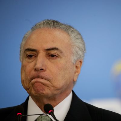 Brasilian väliaikainen presidentti Michel Temer kielsi korruptiosyytökset naurettavina ja valheellisina.