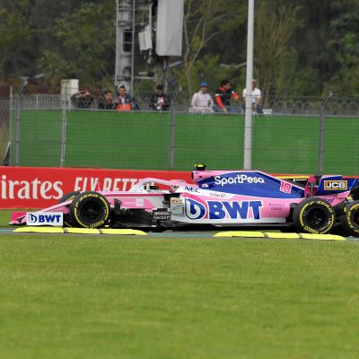 Kuva Racing Pointin Lance Strollin autosta.