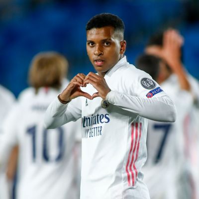 Rodrygo lähikuvassa.