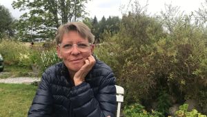 Monica Lindvall i Jakobstad sorterar allt hushållsavfall. Monica Lindvall i Jakobstad sorterar allt hushållsavfall