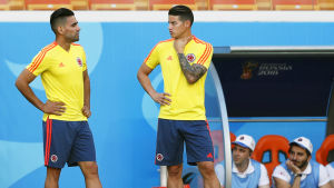 Radamel Falcao och James Rodriguez Colombias träning. Radamel Falcao och James Rodriguez under ett träningspass.