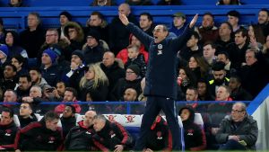 Får Maurizio Sarri sparken? Maurizio Sarri lotsar Chelsea.