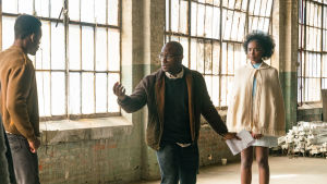 Regin går som en dans för Barry Jenkins. Barry Jenkins regisserar sina huvudrollsinnehavare i If Beale Street Could Talk.