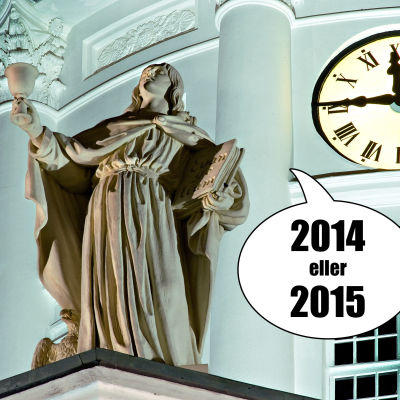 En ängel på domkyrkan i Helsingfors säger 2014 eller 2015