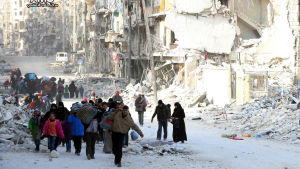 Aleppo Media Centers bild visar familjer som flyt östra Aleppo den 29 November 2016. Syriska familjer flyr östra Aleppo 29 november 2016.
