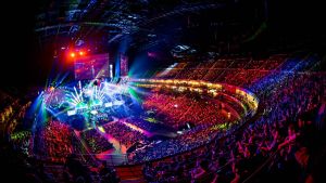 LANXESS-areenalla seurasi finaalia huimat 14 000 katsojaa. LANXESS-areenalla peräti 14 000 ihmistä seurasi ESL One Cologne 2016 -turnausta
