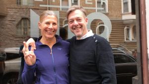 Personliga tränaren Anna Markelin och Riko Eklundh. Anna Markelin och Riko Eklundh utanför Efter Nio studion