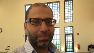 Göteborgs moské jobbar aktivt mot extremism, säger Mohammad El-Alti. Göteborgs moské jobbar aktivt mot extremism, säger Mohammad El-Alti.