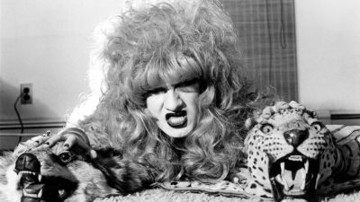 Ensimmäinen iso musta kukko