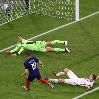 Karim Benzema satte bollen i nätmaskorna.