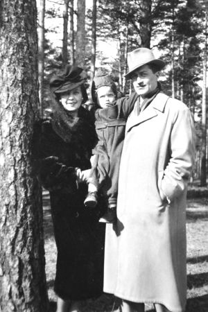 Eugenie, Marianne och Igor Verigin Eugenie, Marianne och Igor Verigin