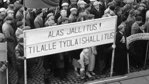Demonstrationer på Senatstorget 1956 Demonstration på Senatstorget under generalstrejken, 1956