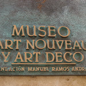 Salamancan Art nouveau ja art deco -museon kyltti