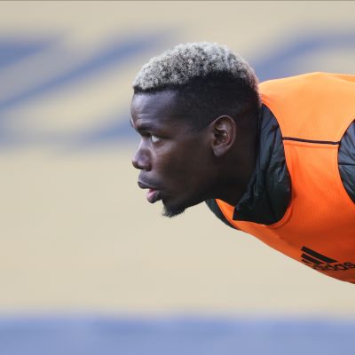 Paul Pogba lähikuvassa.