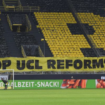 1. BUNDESLIGA BORUSSIA DORTMUND - WERDER BREMEN Banner auf der Südtribüne, Stop UCL Reforms 18.04.2021, Fussball GER, Saison