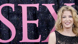 Candace Bushnell har fortsatt att ge upphov till tv-serier även efter Sex and the City. Både Lipstick Jungle och The Carrie Diaries bygger på hennes texter.. Författaren Candace Bushnell på New York-premiären av filmen Sex and the city.