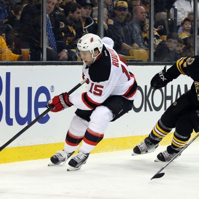 Tuomo Ruutu New Jerseyn paidassa kaudella 2015-16.