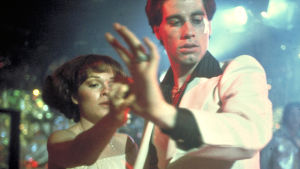 Saturday Night Fever. Lauantai-illan huumaa. Kuvakaappaus elokuvasta.