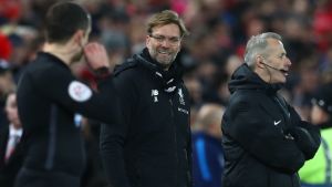 Jürgen Klopp kastade många blickar mot domarna. Jürgen Klopp.