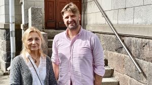 Dalia Urbanavičienė och Svenska Yles Gustaf Antell. Dalia Urbanavičienė och Svenska Yles Gustaf Antell
