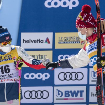 Johannes Hösflot Kläbo ja Aleksandr Bolshunov