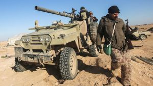 Shiamiliser i Mosul i januari 2017. Miliser från shiitiska Hashed al-Shaabi förbereder offensiven mot västra Mosul 18.2.2017