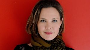 Julia Korkman är docent i rättspsykologi och forskare vid Åbo Akademi. Hon har också tjänst vid Helsingfors och Nylands sjukvårdsdistrikts rättspsykologiska enhet för barn och ungdomar. Hon utbildar även psykologer och poliser i hur man utför intervjuer med barn som man misstänker har utsatts för brott. Julia Korkman