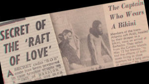 En kvinnlig sjökapten i bikini var en nyhet 1973. skandalrubriker på engelska i tidning om sexflotten Acali 1973. Secret of the raft of love. The captain who wears a bikini.